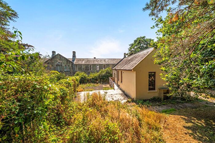 2 Bedroom Bungalow For Sale In Victoria Square, Bodmin, PL31
