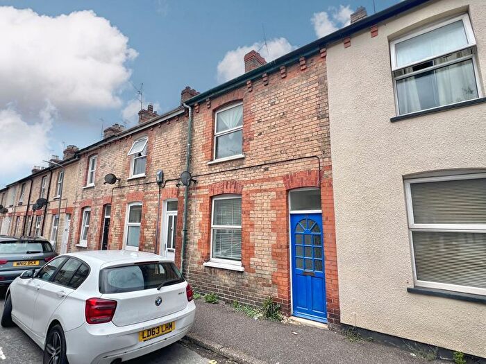 2 Bedroom Terraced House To Rent In Grays Road, Taunton, TA1