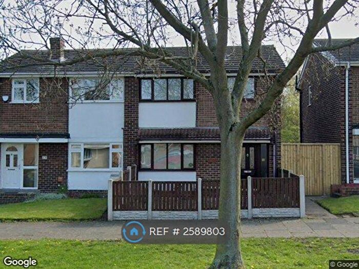 3 Bedroom Semi-Detached House To Rent In Thornhill Road, Castleford, WF10