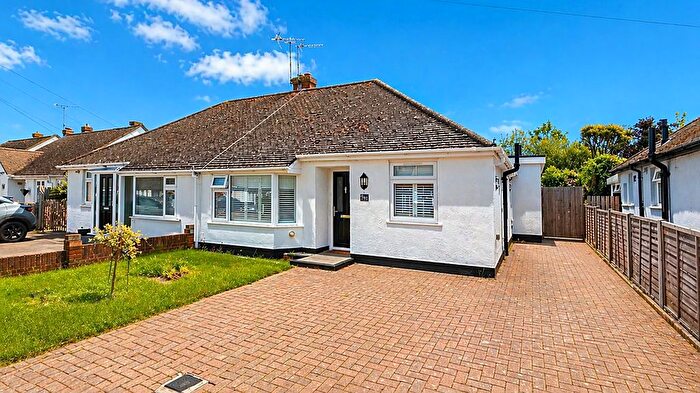 3 Bedroom Semi Detached Bungalow For Sale In Poplar Drive, Herne Bay, CT6