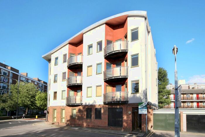 2 Bedroom Flat To Rent In Abbey Street, London, SE1