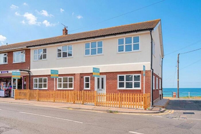 2 Bedroom Flat To Rent In Beach Road, Mundesley, NR11