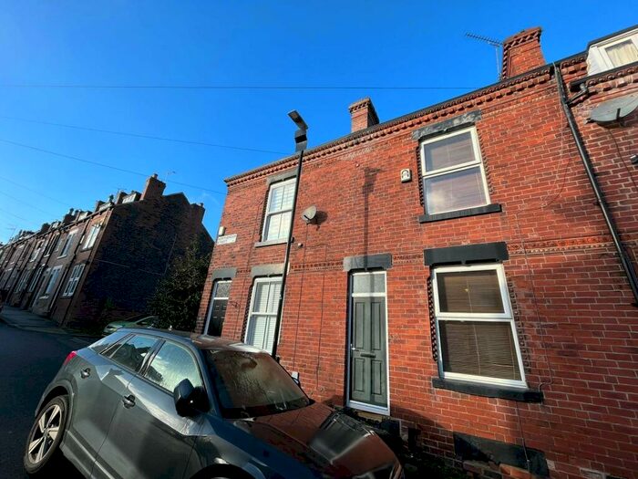 2 Bedroom House To Rent In Northbrook Street, Chapel Allerton, Leeds, West Yorkshire, LS7