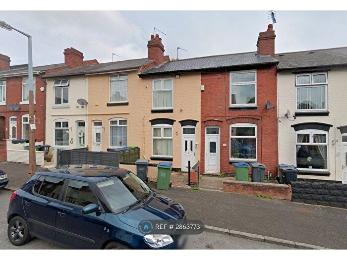 2 Bedroom Terraced House To Rent In Clifton Road, Smethwick, B67