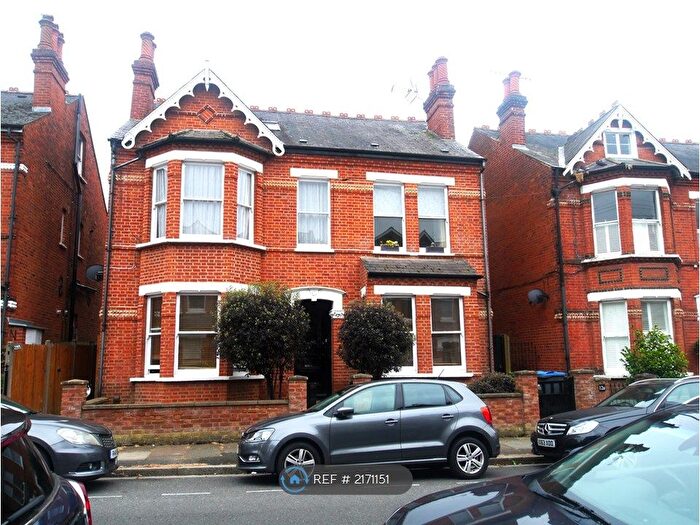 2 Bedroom Maisonette To Rent In Brunswick Road, Kingston Upon Thames, KT2
