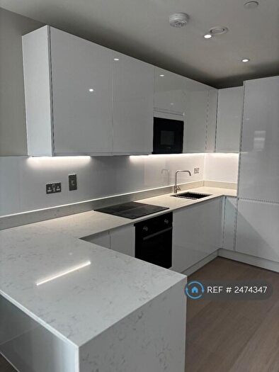 1 Bedroom Flat To Rent In Hyde Lane, London, SW11