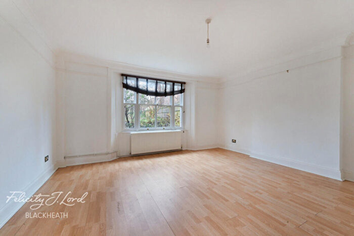 3 Bedroom Apartment For Sale In Vanbrugh Park, London, SE3