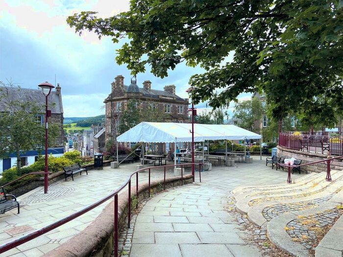 3 Bedroom Detached House For Sale In Fairview Gardens, Crieff, PH7