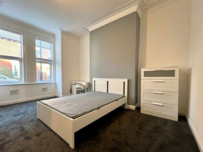 6 Bedroom House To Rent In Cardigan Terrace, Newcastle Upon Tyne, NE6