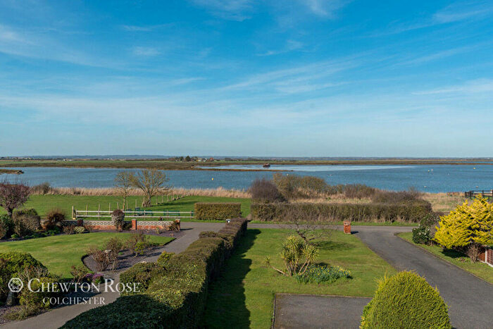 4 Bedroom Detached House For Sale In Esplanade, Maylandsea., CM3