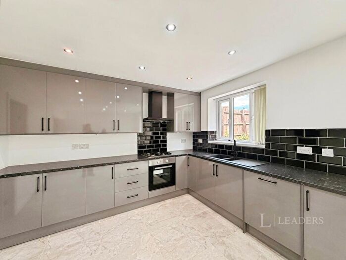 3 Bedroom Semi Detached House To Rent In Birmingham Road, Lickey End, Bromsgrove, B61