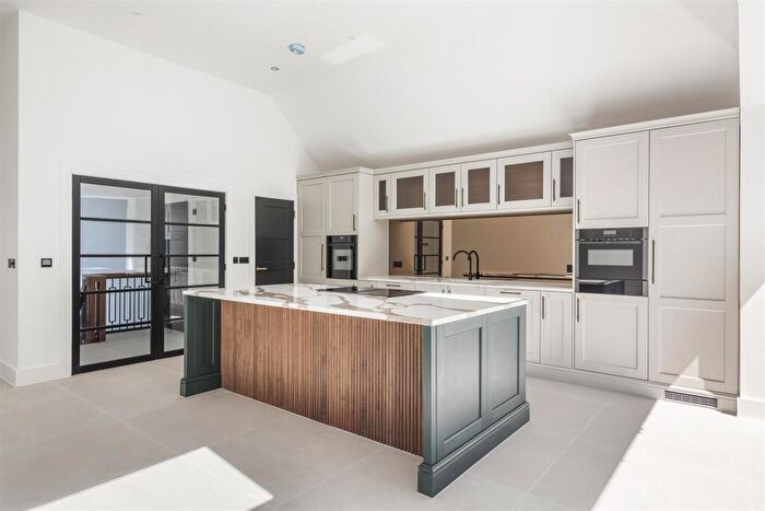 4 Bedroom House For Sale In Elgin Road, Lilliput, BH14