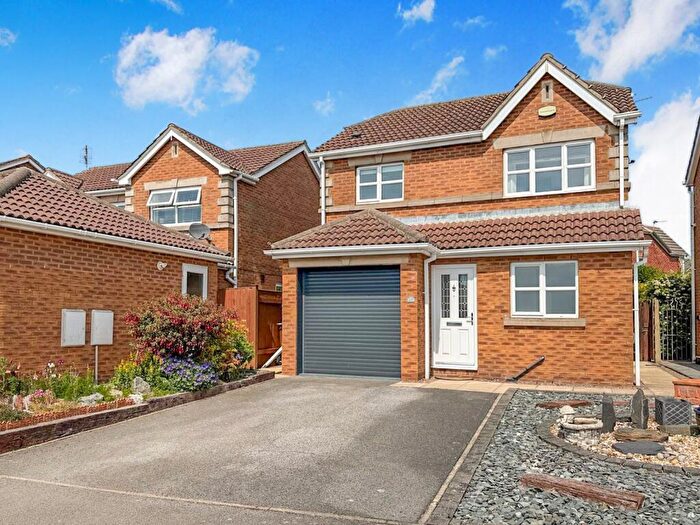 3 Bedroom Detached House For Sale In Corinthian Way, Hull, HU9