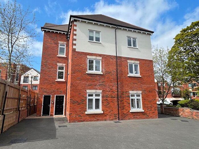 2 Bedroom Flat For Sale In Mill House Apartments, Midland Drive, Sutton Coldfield., B72