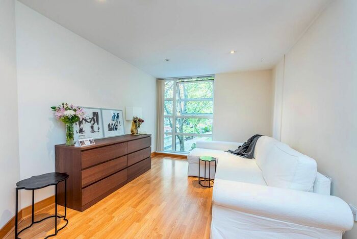 1 Bedroom Flat To Rent In Neville House, Westminster, London, SW1P