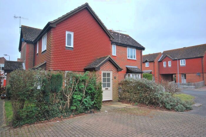 1 Bedroom Semi-Detached House To Rent In Hawkenbury Mead, Tunbridge Wells, TN2