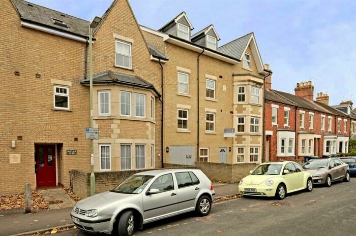 1 Bedroom Flat To Rent In Marlborough Road Grandpont Oxford, OX1