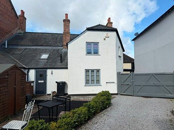 2 Bedroom Flat To Rent In Swain Street, Watchet, TA23