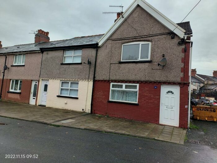 3 Bedroom Terraced House To Rent In Greys Crescent, Tir-y-berth, Hengoed, CF82