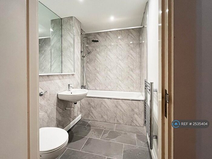 2 Bedroom Flat To Rent In Beaumont Building, Manchester, M3