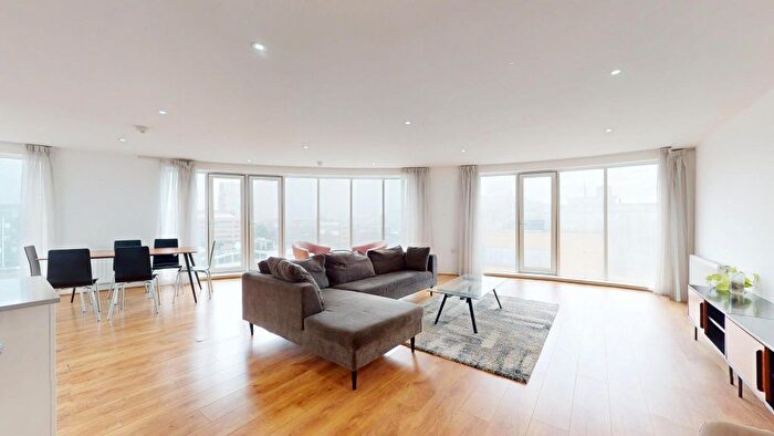 2 Bedroom Flat To Rent In Headstone Road, Harrow, HA1