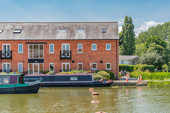 2 Bedroom Apartment For Sale In Union Wharf, Market Harborough, LE16