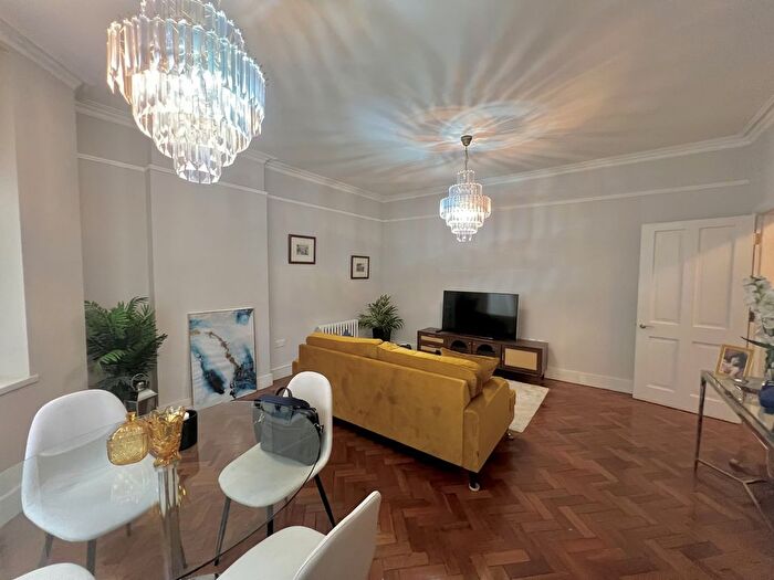 1 Bedroom Flat To Rent In Stanhope Gardens, London, SW7