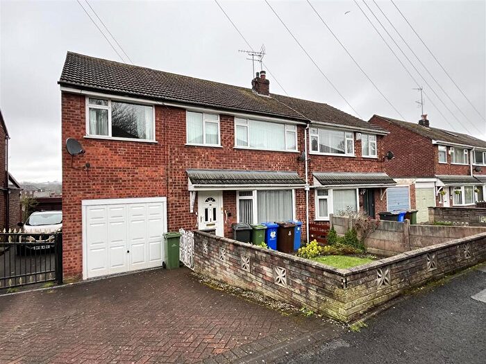 5 Bedroom Semi Detached House For Sale In Tower Street, Dukinfield, SK16