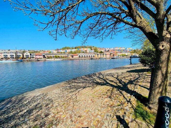 2 Bedroom Flat To Rent In Westbrooke Court, Cumberland Close, BS1