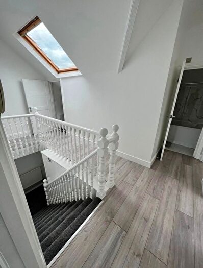 2 Bedroom Flat To Rent In Christchurch Avenue, Mapesbury, London, NW6