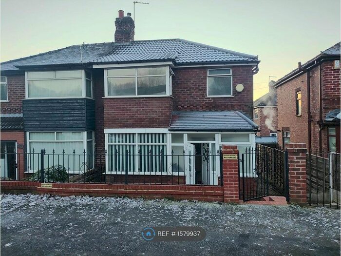 3 Bedroom Semi-Detached House To Rent In Factory Lane, Manchester, M9