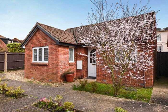 2 Bedroom Detached Bungalow For Sale In Newnham Green, Maldon, CM9