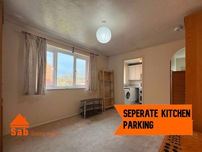 1 Bedroom Flat To Rent In Brindley Close, Wembley, HA0