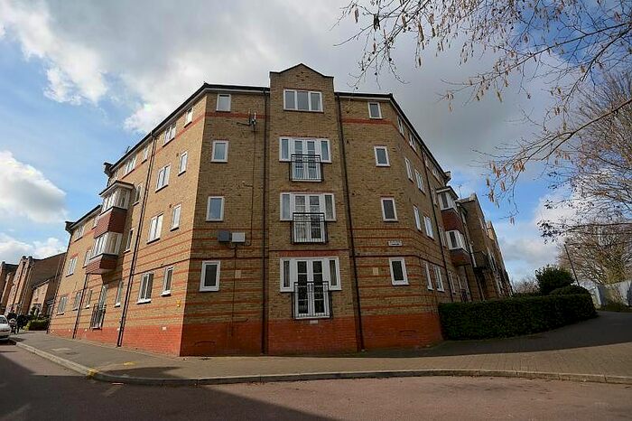2 Bedroom Flat To Rent In Parkinson Drive, Chelmsford, CM1