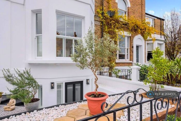 1 Bedroom Flat To Rent In Alma Road, Windsor, SL4