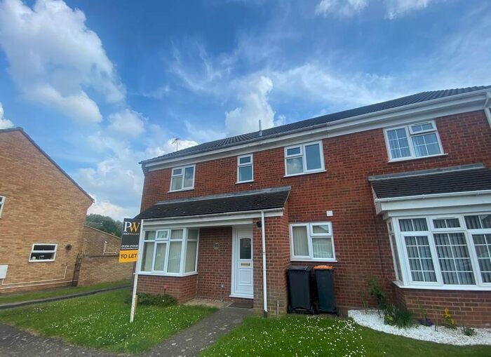 2 Bedroom Property To Rent In Beatrice Street, Kempston, MK42