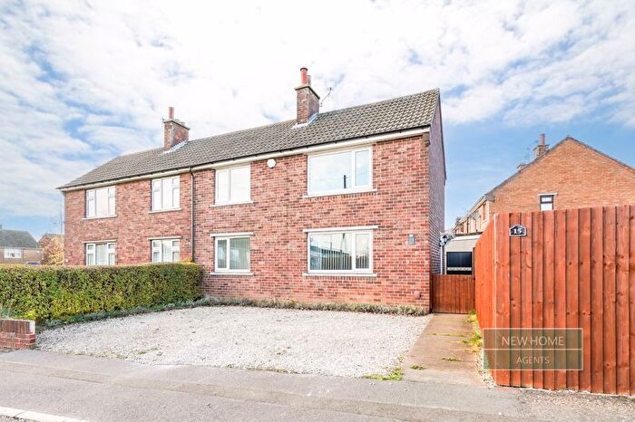 3 Bedroom Semi Detached House For Sale In Scott Crescent, Edenthorpe, Doncaster, DN3