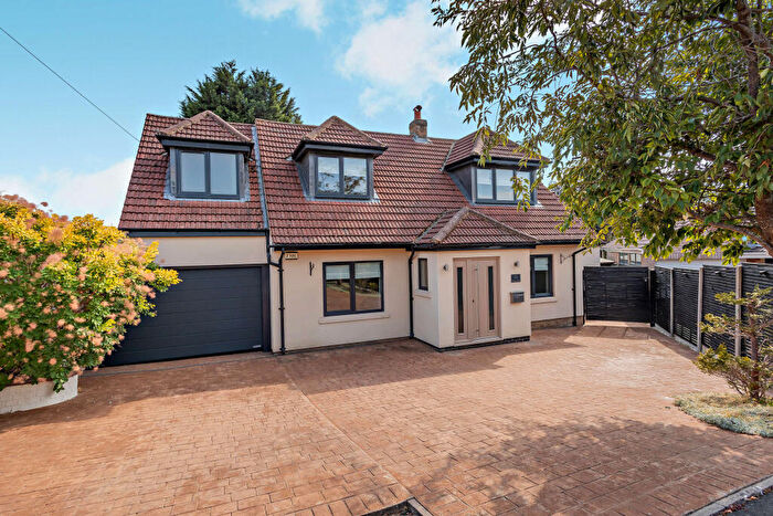 4 Bedroom Detached House For Sale In Chase Close, Stanion, NN14