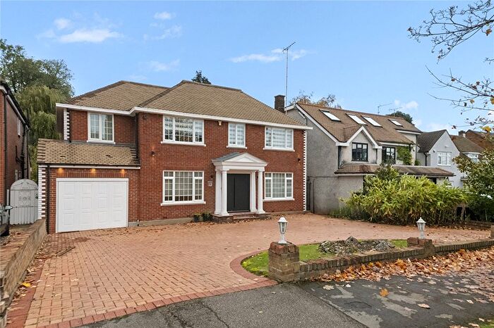 5 Bedroom Detached House For Sale In Kingwell Road, Barnet, Enfield, EN4