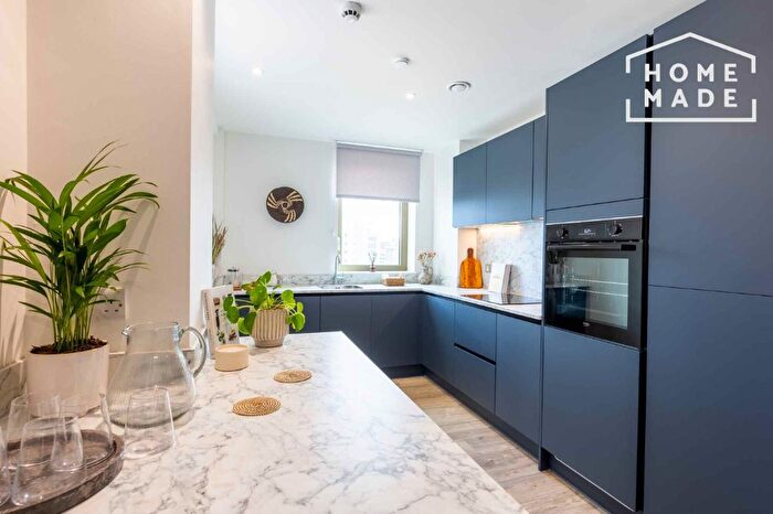 3 Bedroom Flat To Rent In Sheffield, S1