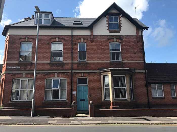 1 Bedroom Flat To Rent In Freemantle House, Priory Avenue, Taunton, Somerset, TA1