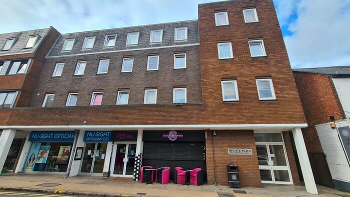 1 Bedroom Flat To Rent In Cambridge Street, Aylesbury HP20