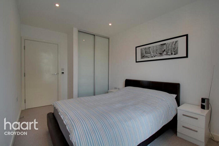 1 Bedroom Apartment To Rent In Saffron Central Square, Croydon, CR0