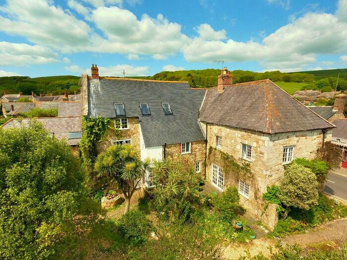 4 Bedroom Farmhouse For Sale In Market Street, Abbotsbury, Dorset, DT3