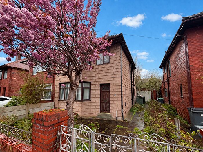 3 Bedroom Semi Detached House For Sale In Kildare Road, Bispham, FY2