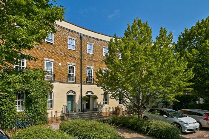 4 Bedroom Terraced House For Sale In The Crescent, Rutherway, Oxford, OX2