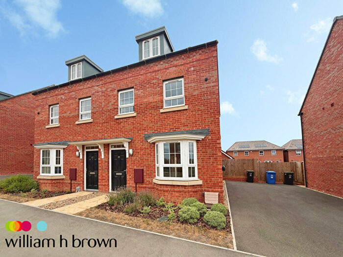 3 Bedroom Semi-Detached House To Rent In Oxlip Boulevard, Ipswich, IP1