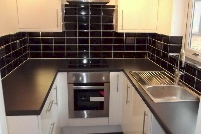 1 Bedroom Flat To Rent In Westridge Court, Southampton, SO17