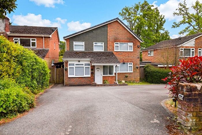 5 Bedroom Detached House For Sale In Kingsway, Chandler's Ford, SO53