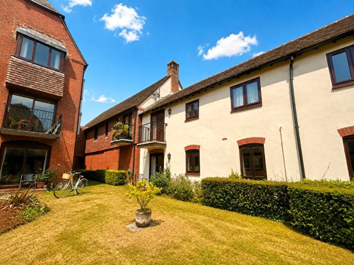 2 Bedroom Retirement Property For Sale In Bickerley Road, Ringwood, BH24